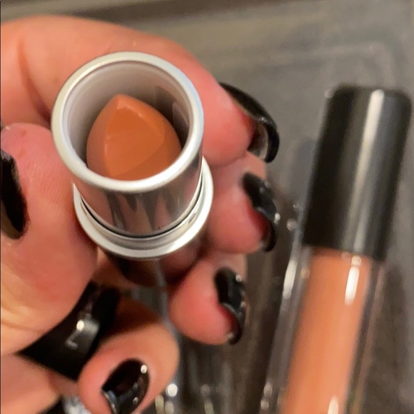 MAC Stars of the Party kit: Neutral 3 piece set - Picture 4 of 7